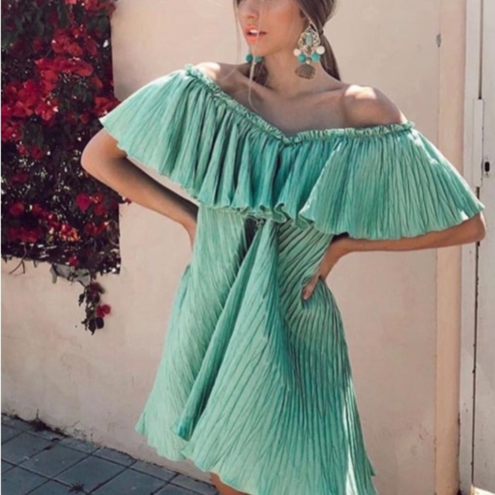 Zara washed green voluminous pleated dress - Picture 1 of 6